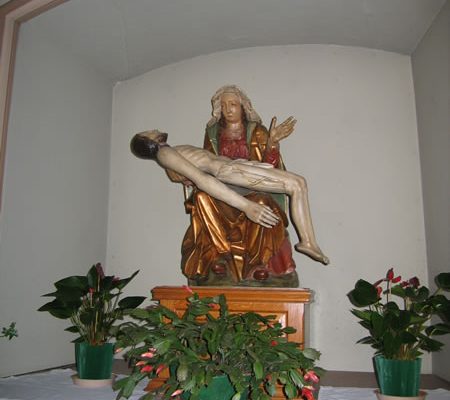 Pieta de l'église de Steinbrunn-le-Bas